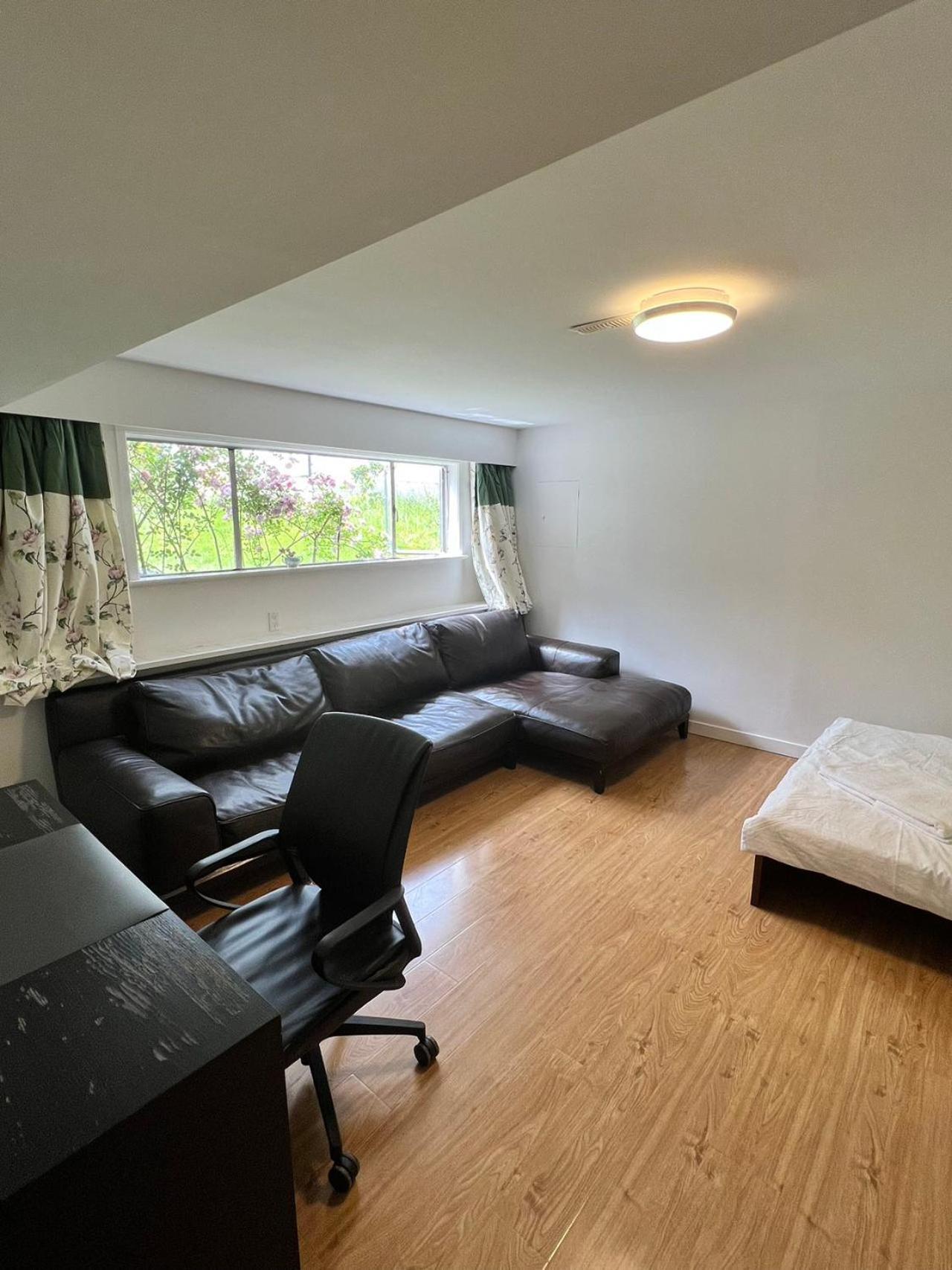 Green House In Vancouver West 외부 사진
