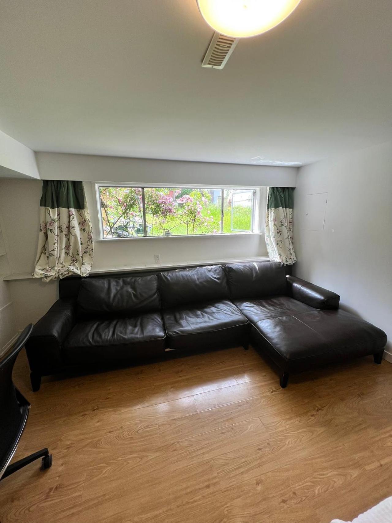 Green House In Vancouver West 외부 사진